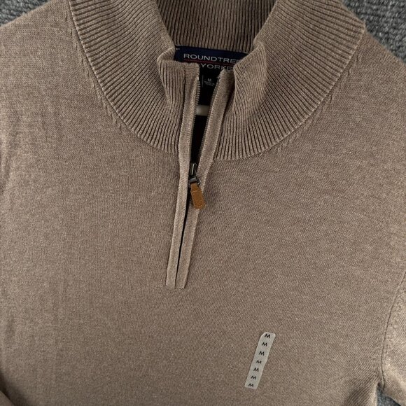 NWOT Roundtree & Yorke Beige 1/4 Zip Sweater Medium Knit Cotton Blend Basic - Picture 2 of 12